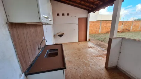 Alugar Casa / Padrão em São José do Rio Preto apenas R$ 400,00 - Foto 1