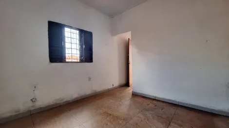 Alugar Casa / Padrão em São José do Rio Preto R$ 400,00 - Foto 6
