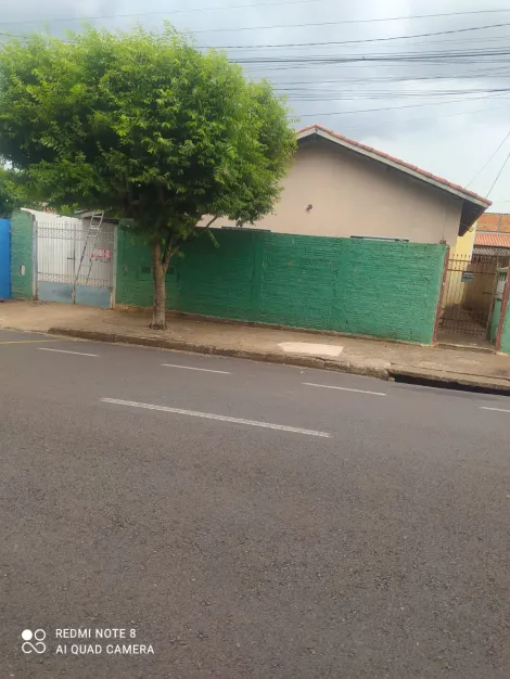 imagem 1 - Casa com Kitnets no fundo - São Francisco imagem 1 - Casa com Kitnets no fundo - São Francisco