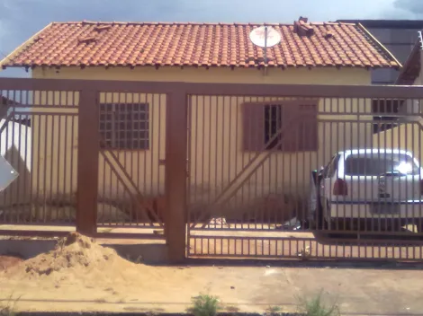 Alugar Casa / Padrão em São José do Rio Preto. apenas R$ 130.000,00