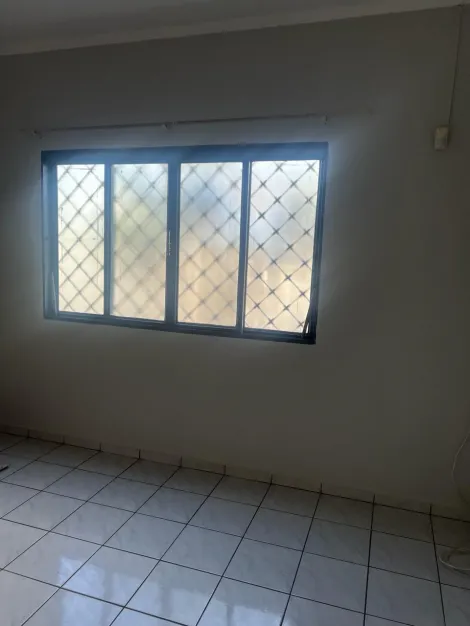Casa / Padrão em São José do Rio Preto Alugar por R$2.500,00