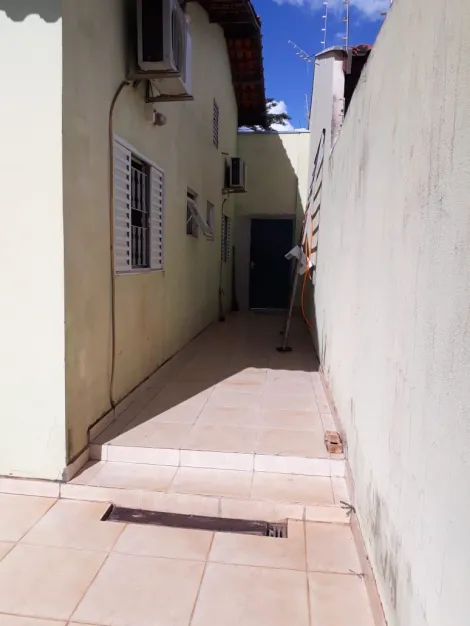 Alugar Casa / Padrão em São José do Rio Preto R$ 1.200,00 - Foto 25