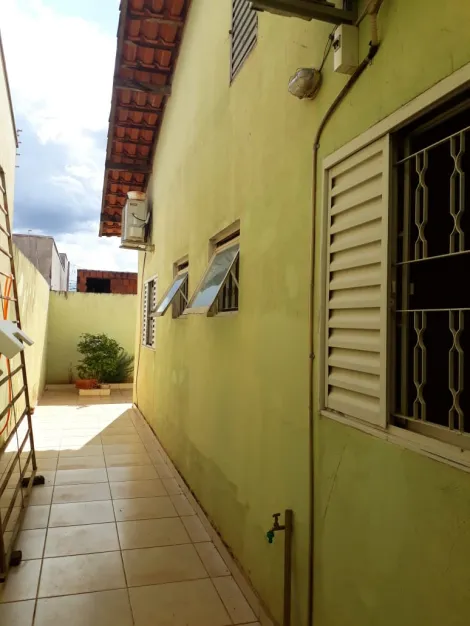 Alugar Casa / Padrão em São José do Rio Preto R$ 1.200,00 - Foto 26