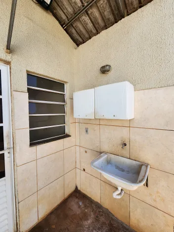 Alugar Casa / Padrão em São José do Rio Preto R$ 900,00 - Foto 11