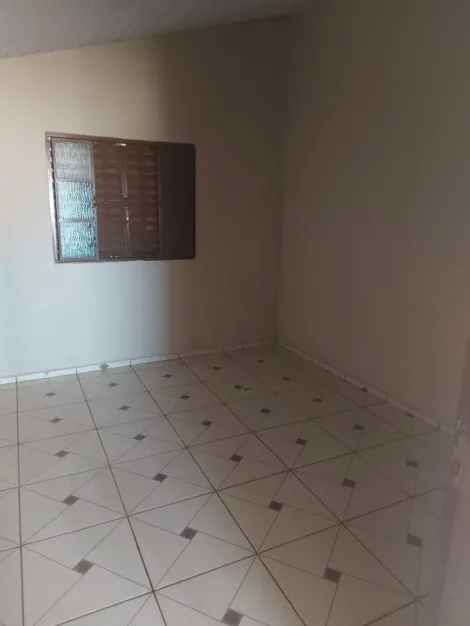 Alugar Casa / Padrão em Uchoa R$ 800,00 - Foto 2
