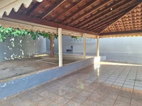 Alugar Casa / Padrão em São José do Rio Preto R$ 1.500,00 - Foto 3