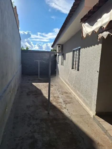 Alugar Casa / Padrão em São José do Rio Preto apenas R$ 1.500,00 - Foto 4