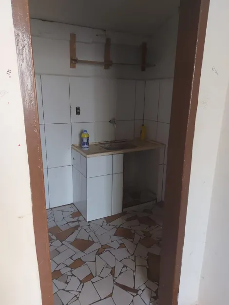 Alugar Casa / Padrão em São José do Rio Preto R$ 700,00 - Foto 10