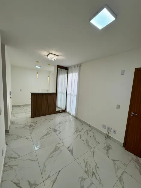 Apartamento / Padrão em São José do Rio Preto , Comprar por R$153.000,00