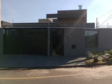 Alugar Casa / Padrão em São José do Rio Preto. apenas R$ 600.000,00