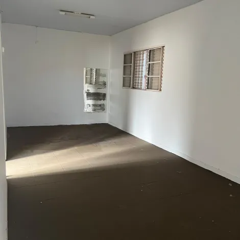 Alugar Casa / Padrão em São José do Rio Preto apenas R$ 1.000,00 - Foto 3