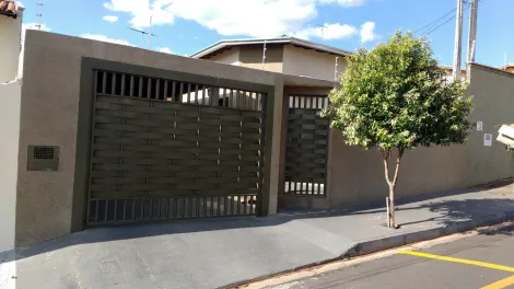 Alugar Casa / Padrão em São José do Rio Preto. apenas R$ 320.000,00
