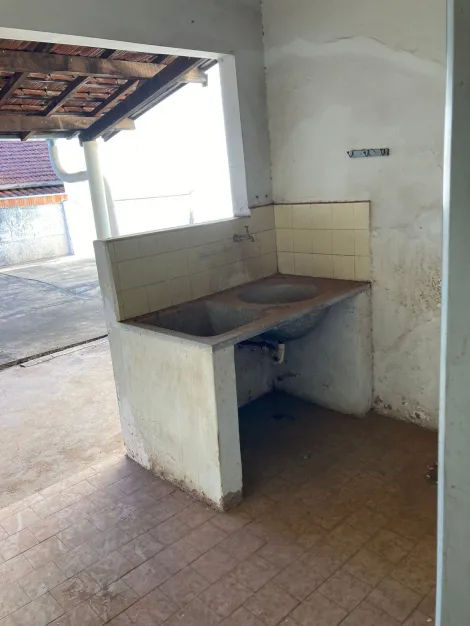 imagem 5 - Jardim Urano - Casa com 3 dorms, 3 vagas, sala, coz, wc, quintal, portão eletrônico imagem 5 - Jardim Urano - Casa com 3 dorms, 3 vagas, sala, coz, wc, quintal, portão eletrônico