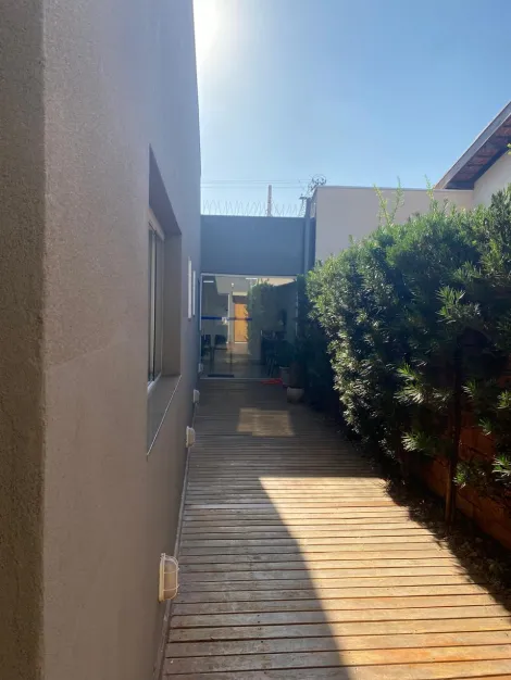 imagem 3 - Casa comercial com 12 salas e edícula nos fundos no bairro Boa Vista. imagem 3 - Casa comercial com 12 salas e edícula nos fundos no bairro Boa Vista.