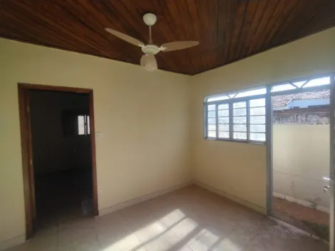 Alugar Casa / Padrão em São José do Rio Preto. apenas R$ 780,00