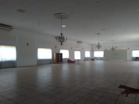 imagem 2 - Salão Comercial com camarim- palco elevador com 800 metros de construção imagem 2 - Salão Comercial com camarim- palco elevador com 800 metros de construção