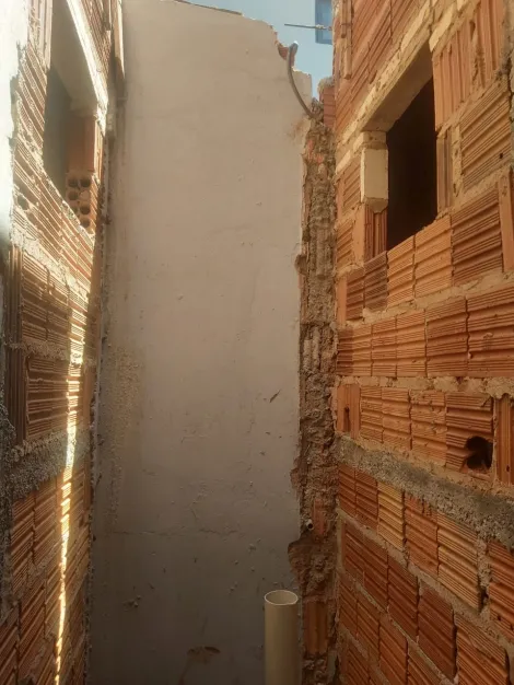 imagem 5 - Casa em Construção, com laje Pronta , Falta piso, parte elétrica ,e cobertura. imagem 5 - Casa em Construção, com laje Pronta , Falta piso, parte elétrica ,e cobertura.