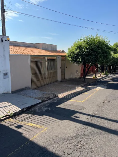Alugar Casa / Padrão em São José do Rio Preto. apenas R$ 525.000,00