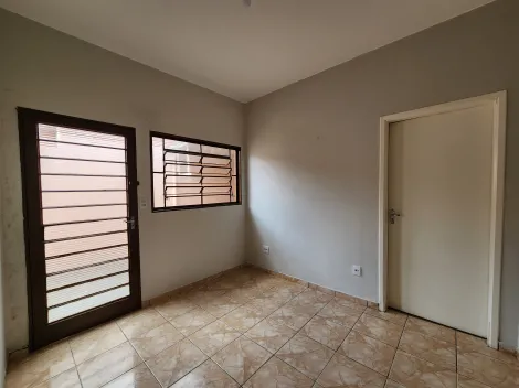 Alugar Casa / Padrão em São José do Rio Preto apenas R$ 700,00 - Foto 3