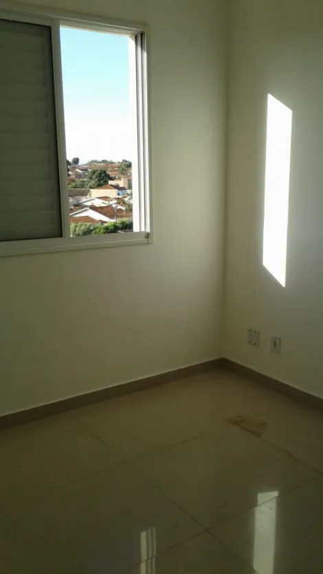 Alugar Apartamento / Padrão em São José do Rio Preto R$ 822,74 - Foto 17