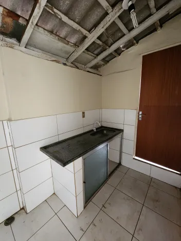 Alugar Casa / Padrão em São José do Rio Preto apenas R$ 750,00 - Foto 4