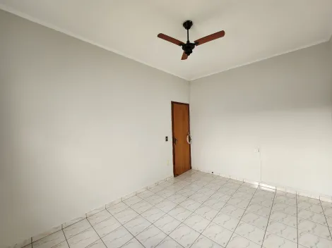 Alugar Casa / Padrão em São José do Rio Preto R$ 2.400,00 - Foto 15