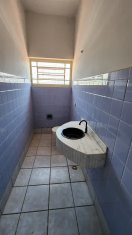 imagem 4 - Vila Santa Cruz - Casa comercial de esquina com 06 salas - Local movimentado com grande fluxo imagem 4 - Vila Santa Cruz - Casa comercial de esquina com 06 salas - Local movimentado com grande fluxo
