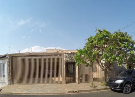 imagem 1 - Casa na região Leste de São José do Rio Preto, com 03 quartos e 03 banheiros e área ampla nos fundos, incluindo piscina e churrasqueira. imagem 1 - Casa na região Leste de São José do Rio Preto, com 03 quartos e 03 banheiros e área ampla nos fundos, incluindo piscina e churrasqueira.
