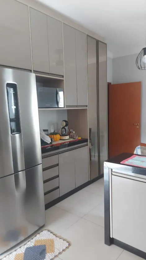 imagem 5 - Casa padrão para Venda localizada no jardim Nazareth com armários embutidos e energia solar. imagem 5 - Casa padrão para Venda localizada no jardim Nazareth com armários embutidos e energia solar.