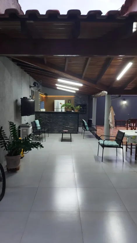 imagem 1 - Casa padrão para Venda localizada no jardim Nazareth com armários embutidos e energia solar. imagem 1 - Casa padrão para Venda localizada no jardim Nazareth com armários embutidos e energia solar.