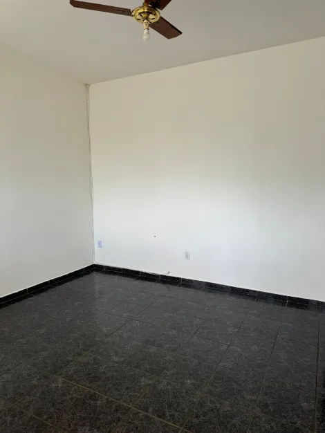 imagem 5 - Excelente casa térrea com ótima distribuição de ambientes e edícula no fundo no bairro Vila Diniz. imagem 5 - Excelente casa térrea com ótima distribuição de ambientes e edícula no fundo no bairro Vila Diniz.