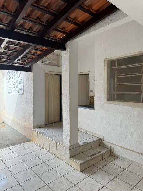 imagem 1 - Excelente casa térrea com ótima distribuição de ambientes e edícula no fundo no bairro Vila Diniz. imagem 1 - Excelente casa térrea com ótima distribuição de ambientes e edícula no fundo no bairro Vila Diniz.