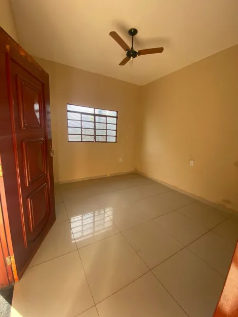imagem 4 - Casa de 02 dormitórios e 04 vagas de garagem no bairro Santa Ana imagem 4 - Casa de 02 dormitórios e 04 vagas de garagem no bairro Santa Ana
