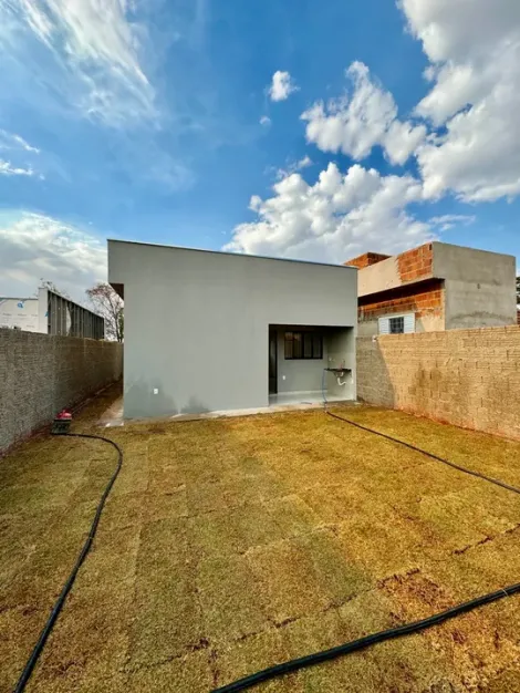 imagem 3 - Excelente Casa Residencial para Venda - 2 Dormitórios / Residencial Catelani imagem 3 - Excelente Casa Residencial para Venda - 2 Dormitórios / Residencial Catelani