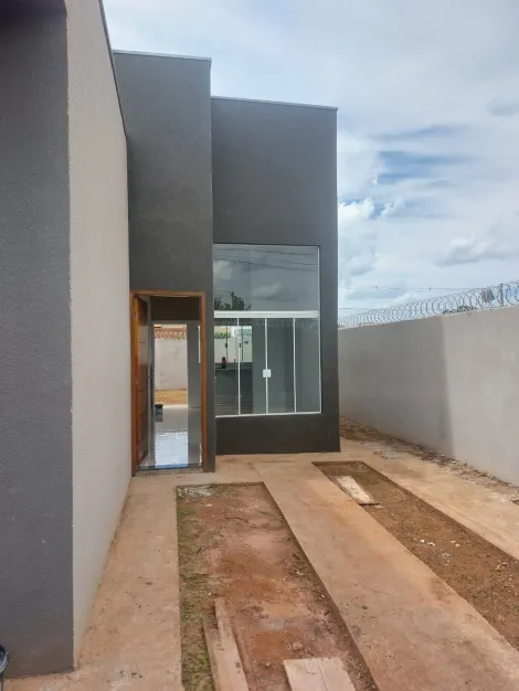 Alugar Casa / Padrão em Cedral. apenas R$ 230.000,00