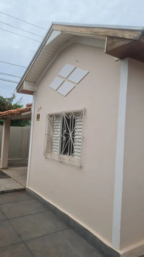 Alugar Casa / Padrão em São José do Rio Preto. apenas R$ 280.000,00