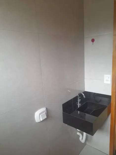 Casa / Padrão em Bady Bassitt 