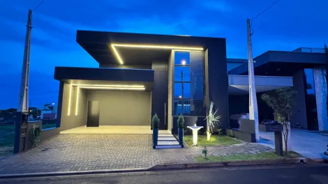 Casa / Condomínio em Ipiguá 