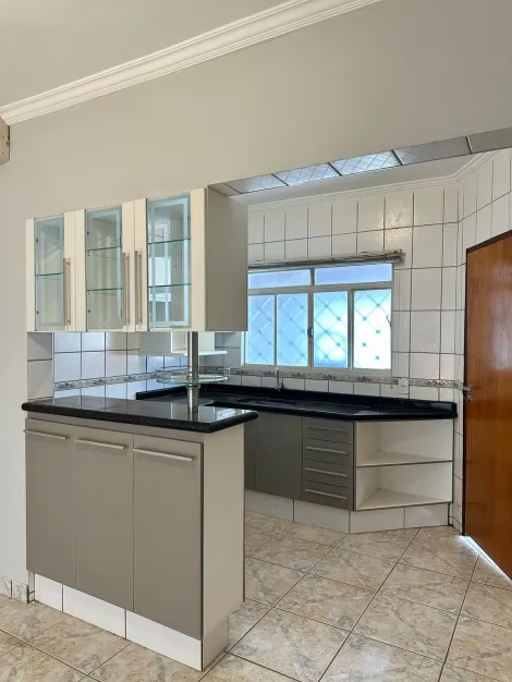 Alugar Casa / Padrão em São José do Rio Preto. apenas R$ 395.000,00