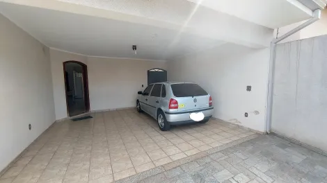 Alugar Casa / Padrão em São José do Rio Preto. apenas R$ 550.000,00
