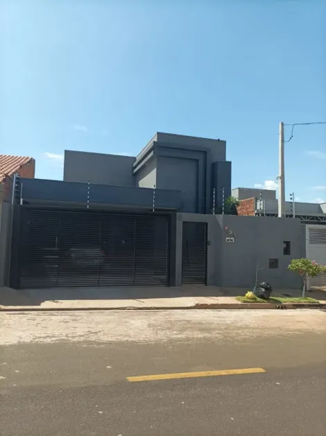 Casa / Padrão em São José do Rio Preto 