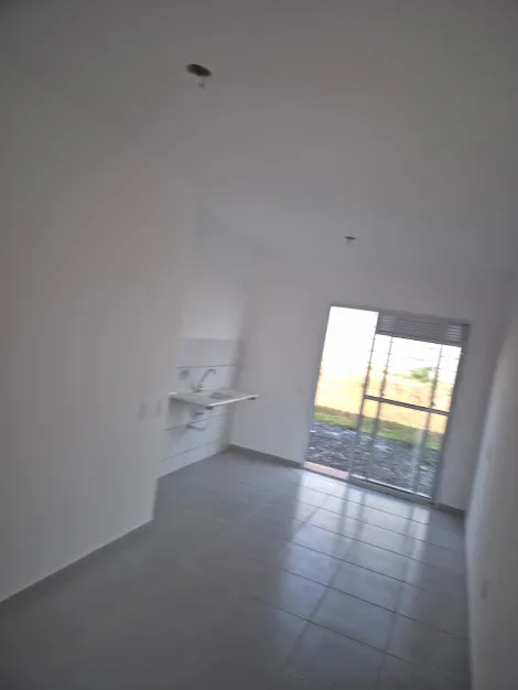 Alugar Casa / Condomínio em Bady Bassitt. apenas R$ 240.000,00