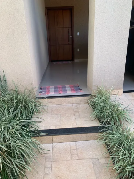 Alugar Casa / Padrão em São José do Rio Preto. apenas R$ 599.000,00