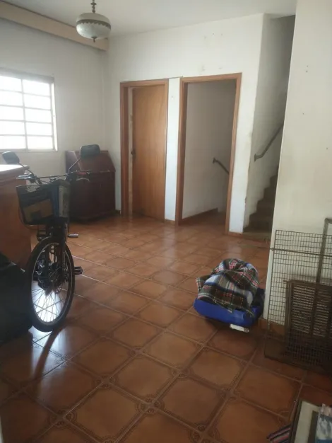 imagem 1 - Casa localizada no Jardim Aeroporto com 03 dormitórios e 04 vagas de garagem. imagem 1 - Casa localizada no Jardim Aeroporto com 03 dormitórios e 04 vagas de garagem.