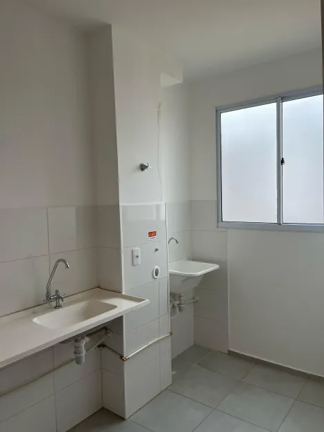 Alugar Apartamento / Padrão em São José do Rio Preto. apenas R$ 950,00