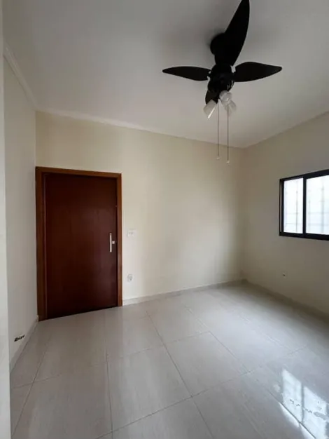 Alugar Casa / Padrão em Cedral. apenas R$ 270.000,00