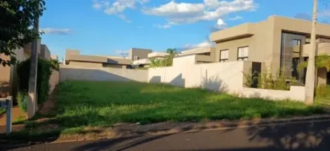 Terreno / Condomínio em Mirassol 