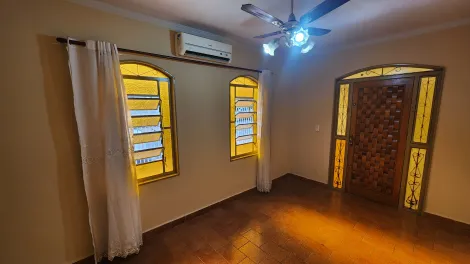 Casa / Padrão em São José do Rio Preto 