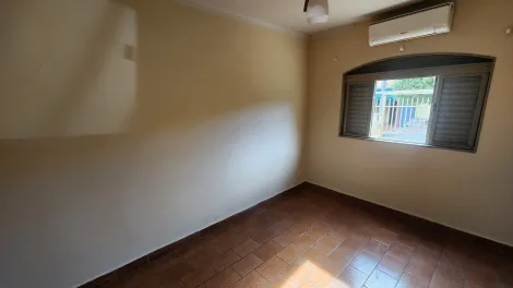 imagem 3 - Casa com 3 dormitórios e 03 vagas de garagem no bairro  Jardim Europa imagem 3 - Casa com 3 dormitórios e 03 vagas de garagem no bairro  Jardim Europa