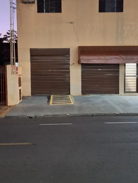 Alugar Comercial / Salão em São José do Rio Preto. apenas R$ 2.100,00
